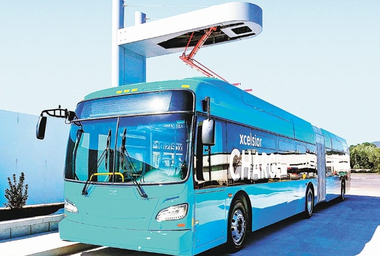 17,000 electric buses running in a city of China, officials study