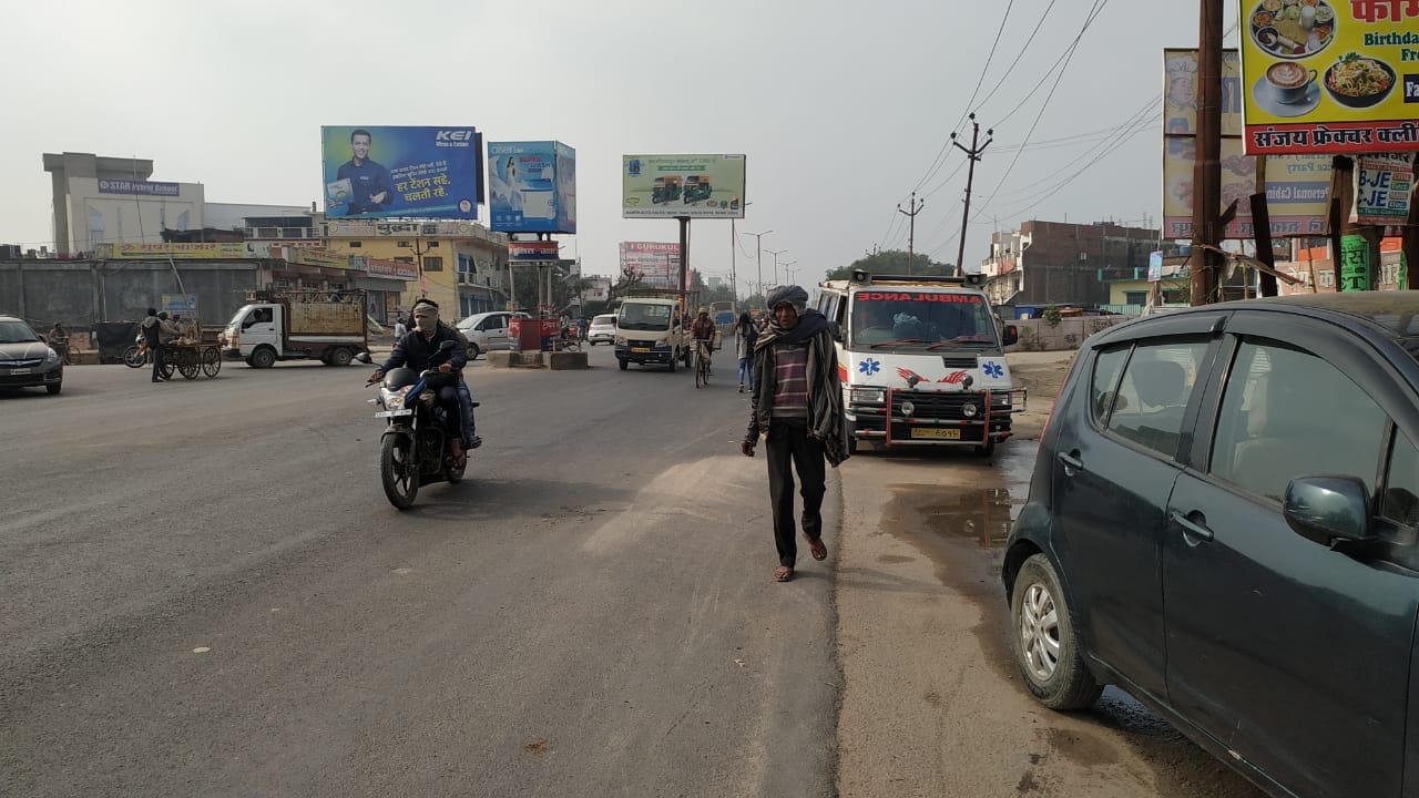 Heavy cold and fog wave in Gorakhpur