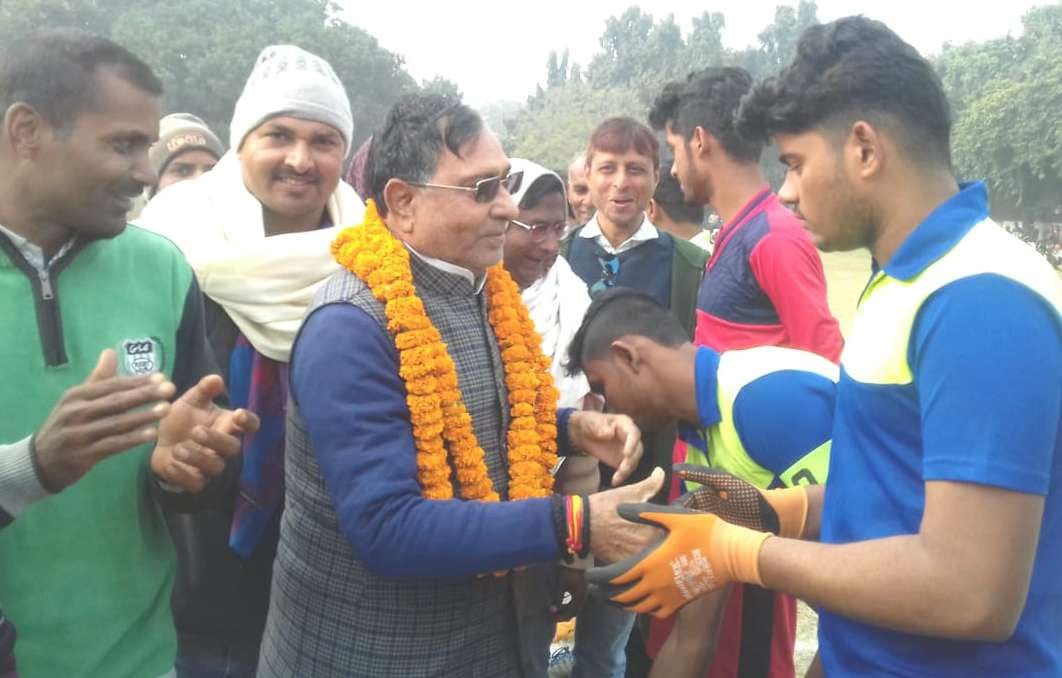Buxar defeated Gorakhpur to make it to the finals