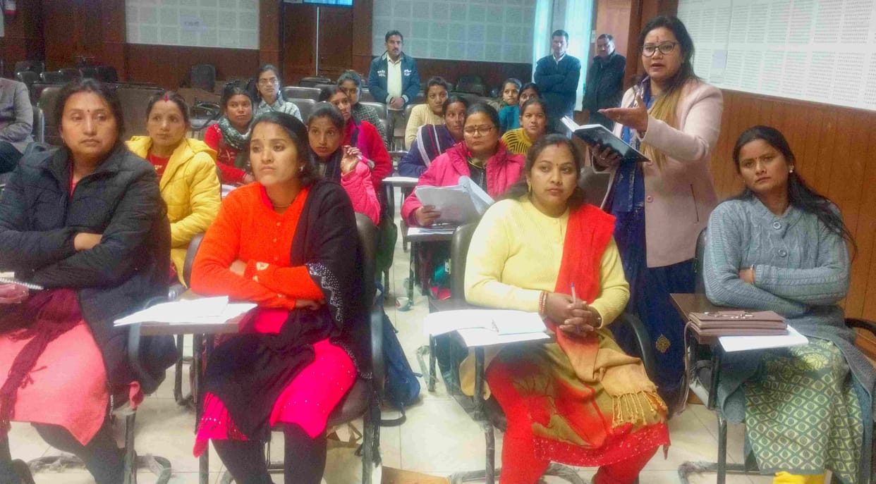 The first meeting of the District Panchayat took place due to the uproar