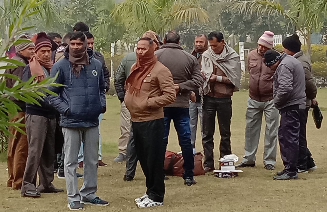 Lekhpal did not return despite notice