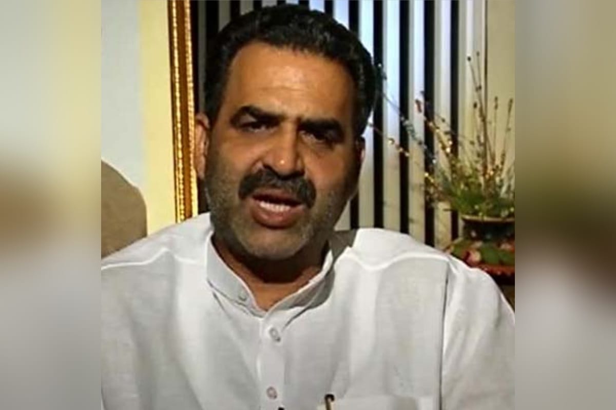 Minister Sanjeev Balyan says Muslims are more safe in India than Pakistan