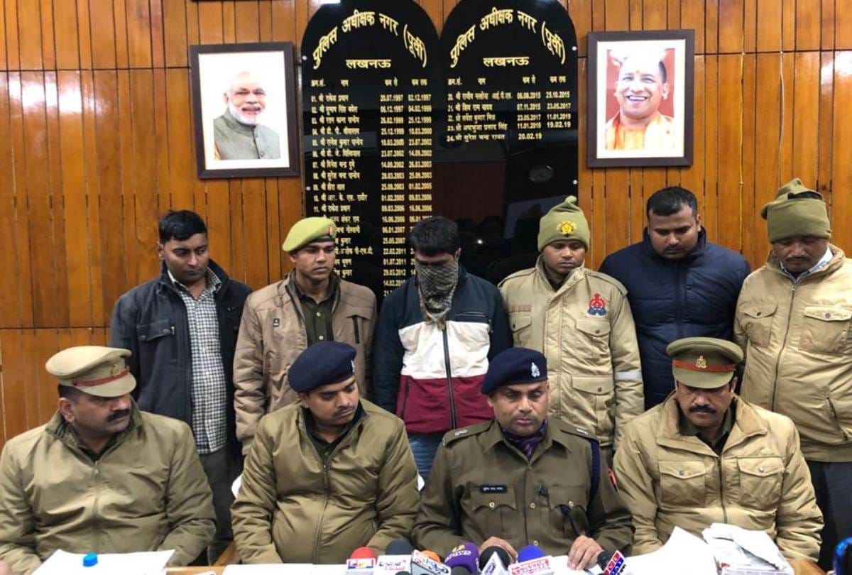 main accused arrested in lucknow for murder and robbery case of cigarette businessman