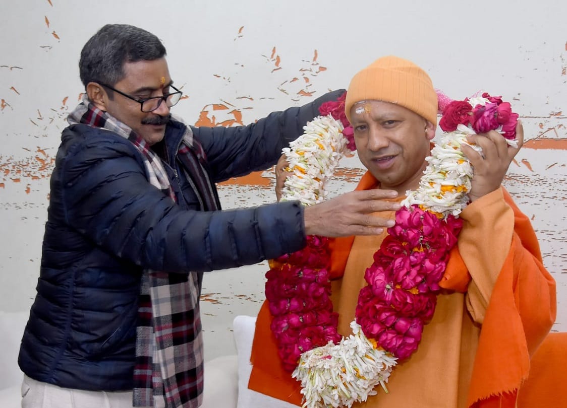 privilege to serve in Kashi be it police or administrative sector says yogi adityanath 