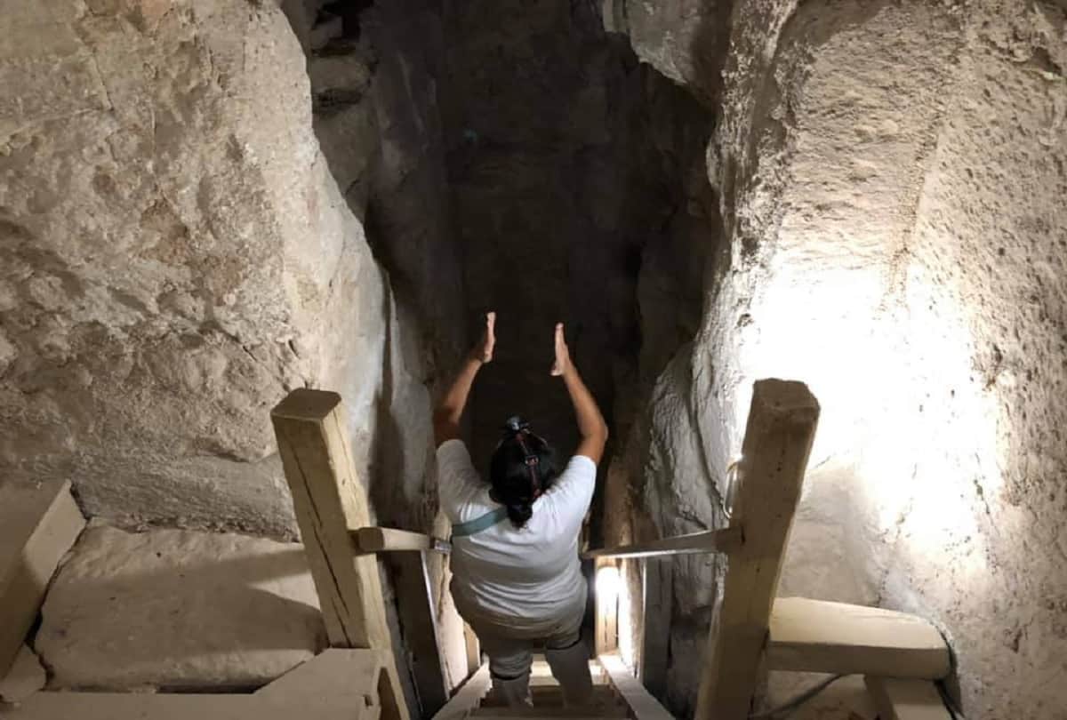 Wonders of the world Bent Pyramid ancient Egyptian pyramid of Dahshur