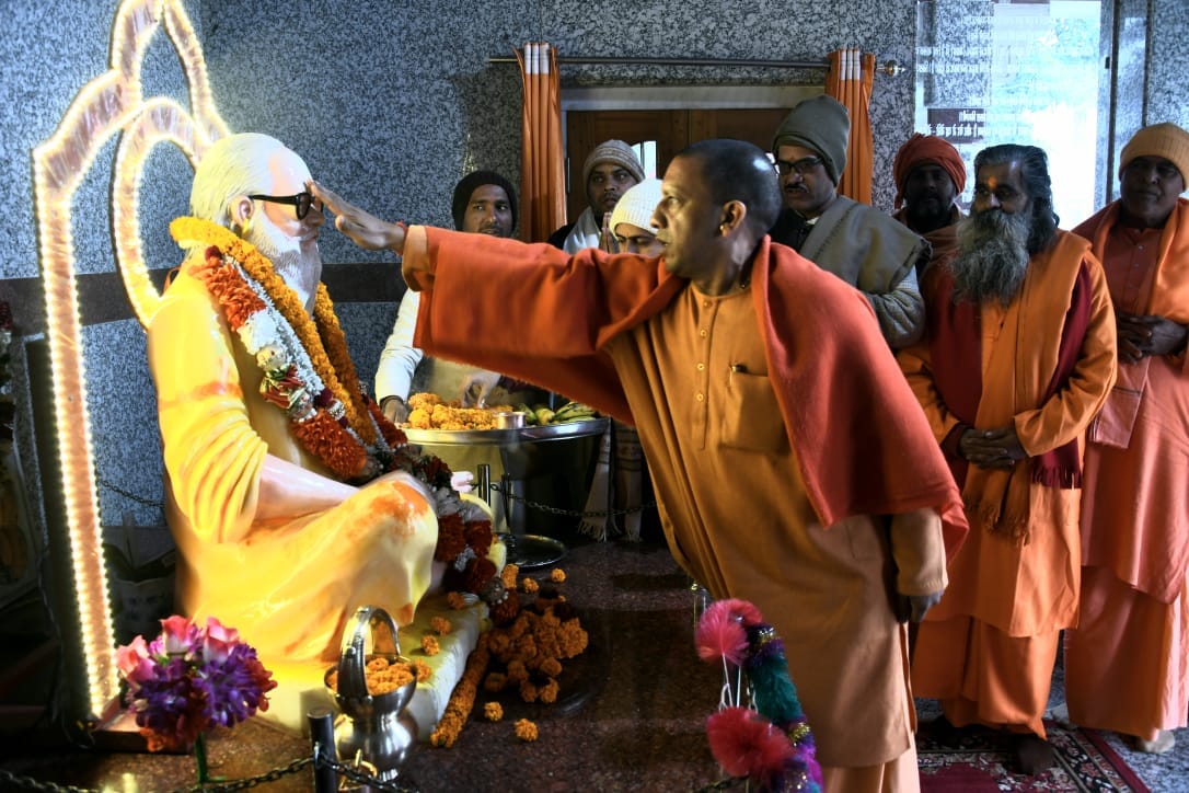 CM Yogi Adityanath Photo in Gorakhnath temple in Gorakhpur