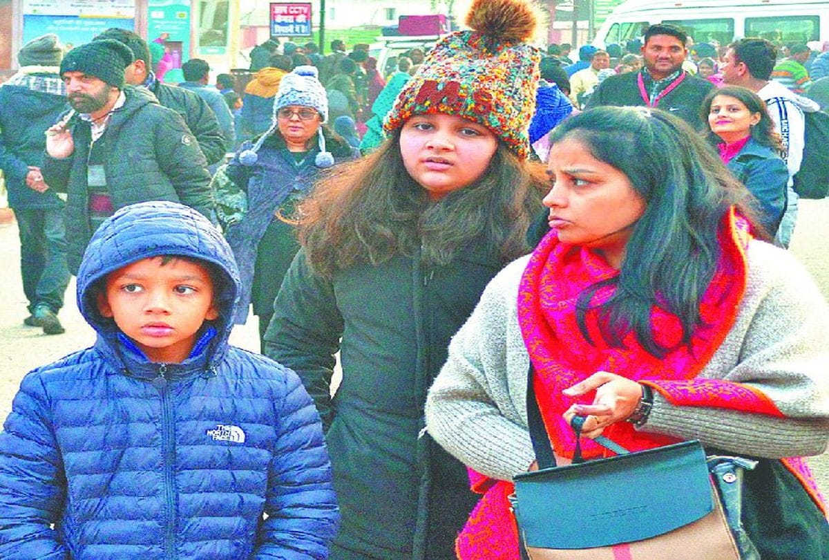 Weather Update People shivered due to cold wind in Pilibhit