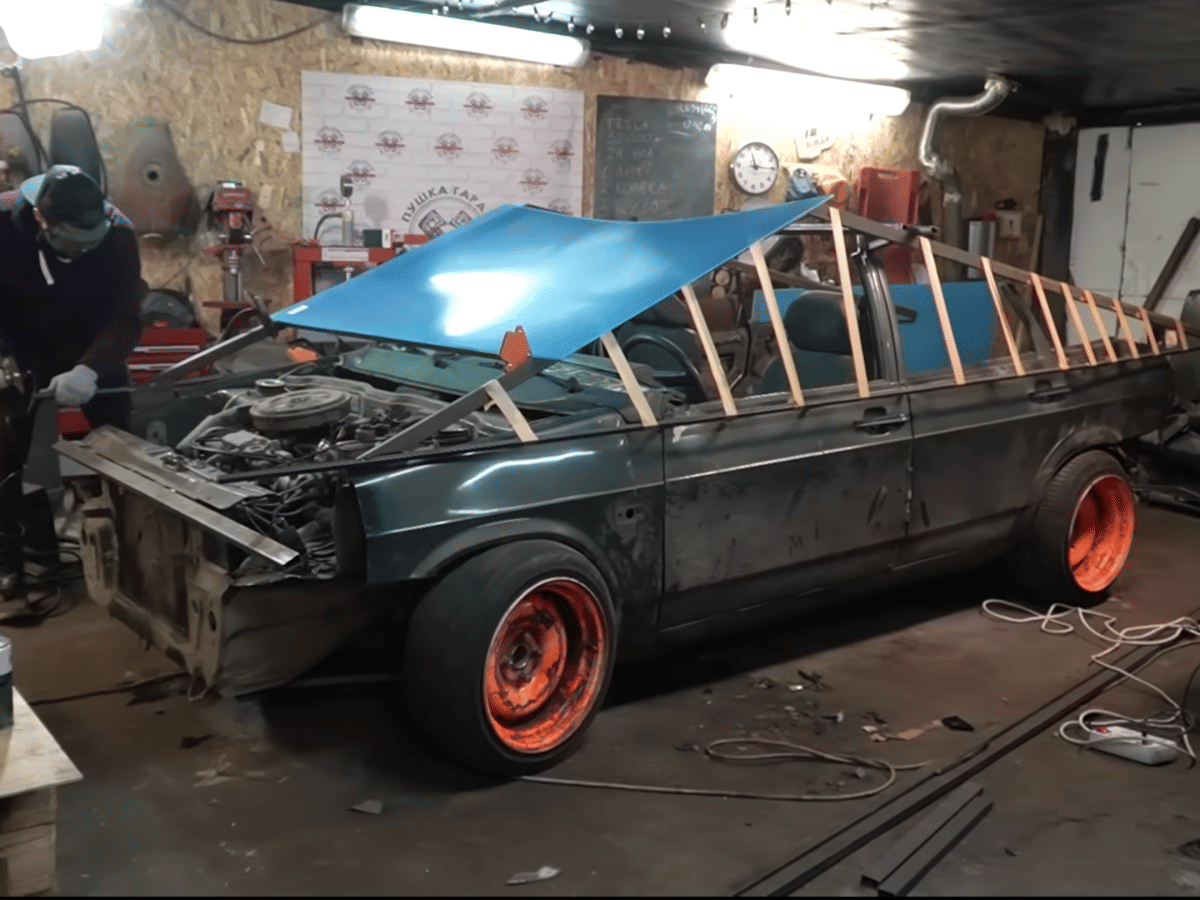 Russian youtubers pushka garazh made the Elon musk tesla cyber truck replica