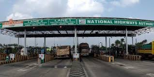 ETC work on toll barriers, cash toll collection