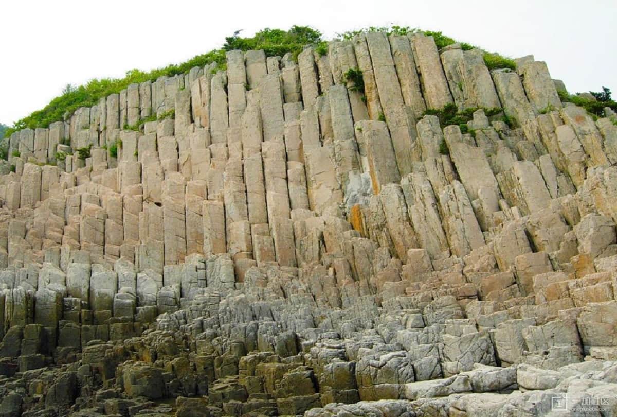 Huaao Island Mystery the Stone forest of China
