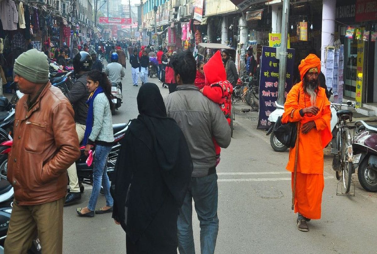 People gave message of harmony on peaceful Friday in agra