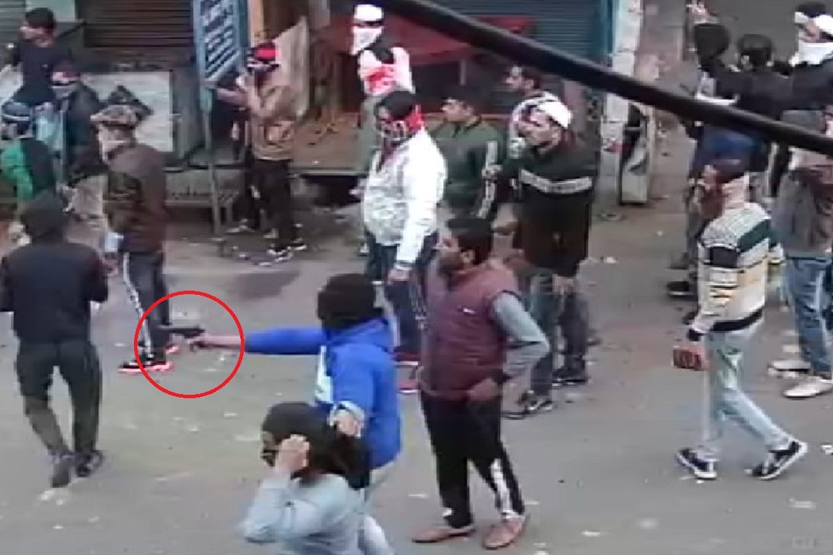 CAA Protest, Police have identified the accused through CCTV camera in Meerut