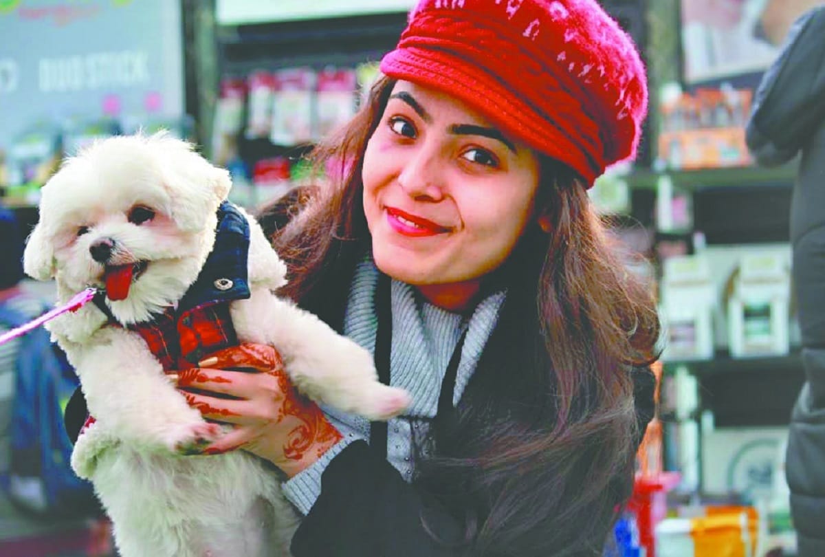 Crowd of animal lovers gathered at the pet festival in delhi