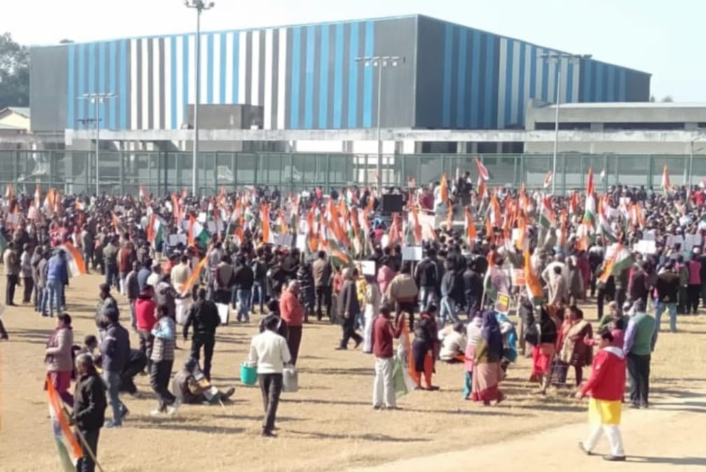 Huge Crowd in Bjp CAA Support Rally in dehradun  see visuals
