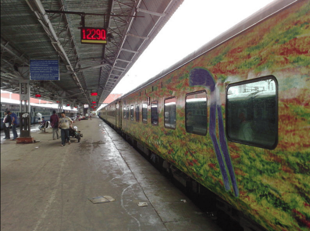 irctc news Mumbai Duronto and Tulsi Express will run from Prayagraj after six months