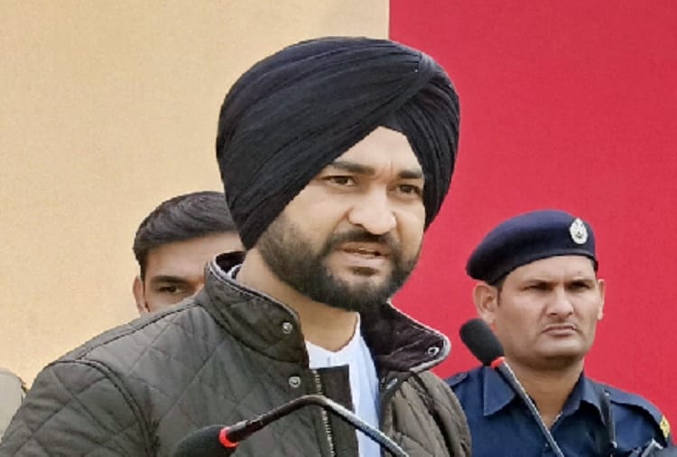 Haryana Sports minister Sandeep Singh reached in Hisar