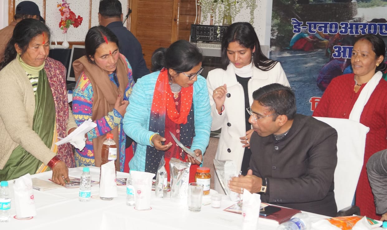 people will get pahadi food in hotel
