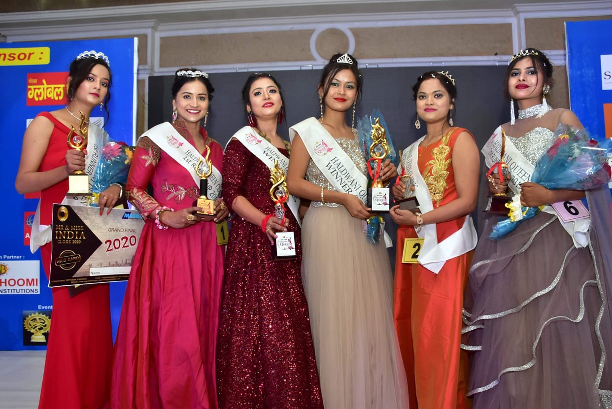 simran grab the trophy of haldwani queen
