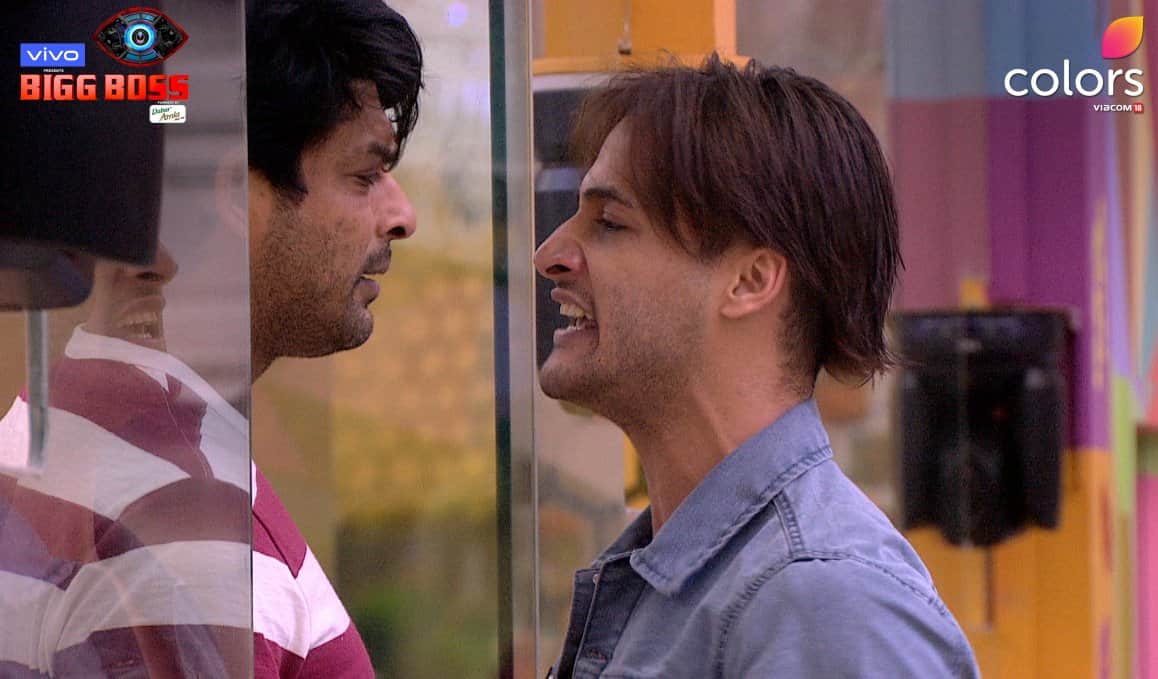 bigg boss 13 salman khan takes sidharth shukla rashami desai in weekend ka vaar