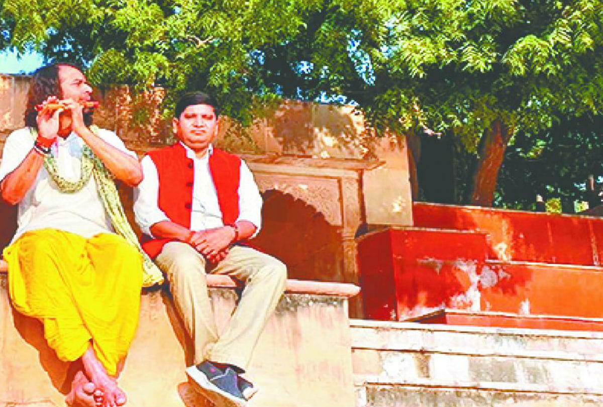 Tej Pratap Yadav Reach Nandgaon After Court Verdict Over Wife Aishwarya