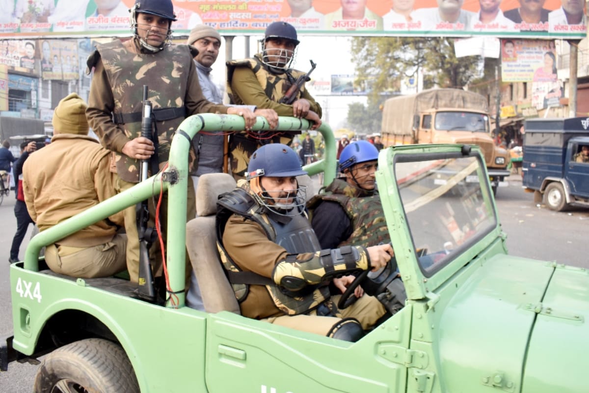Meerut violence, Tension persists, arrest of miscreants became challenge for police