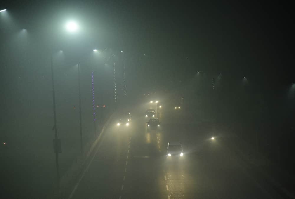 Temperature of Lucknow becomes 3.5 degree celcious.