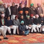विरोध प्रदर्शन करती कांग्रेस