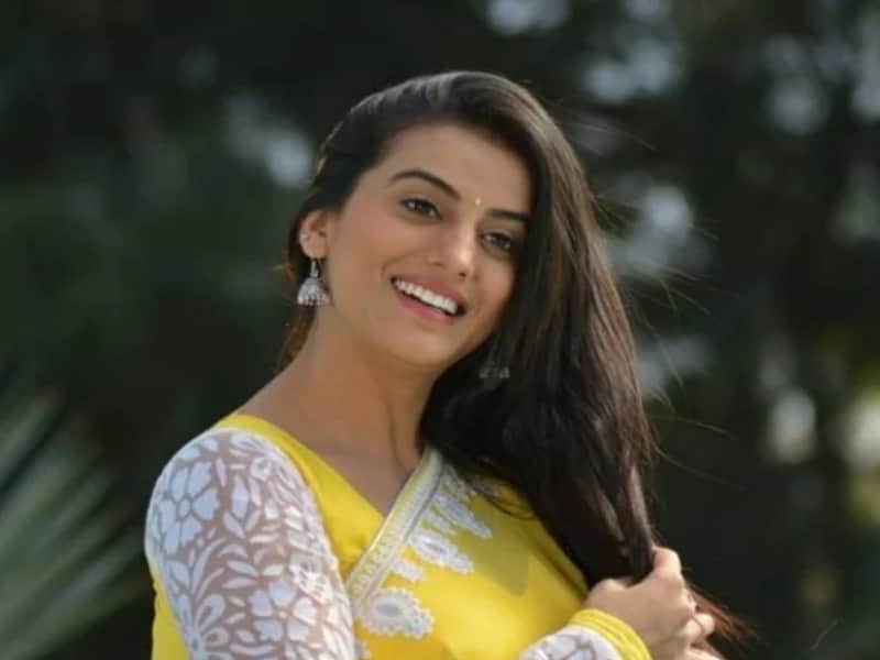 Bhojpuri actress akshara singh video viral on social media
