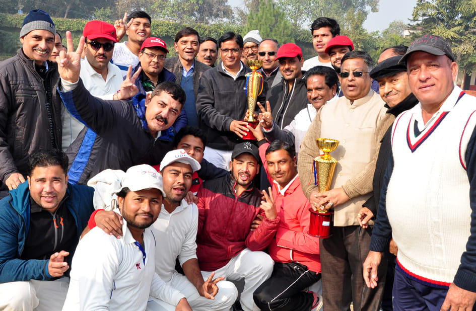 Administration XI beat Merchant XI by 43 runs