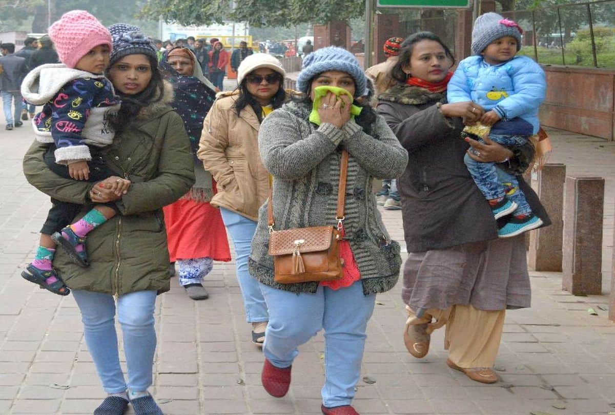 temperature reached below one degree due to cold and rain hail warning 