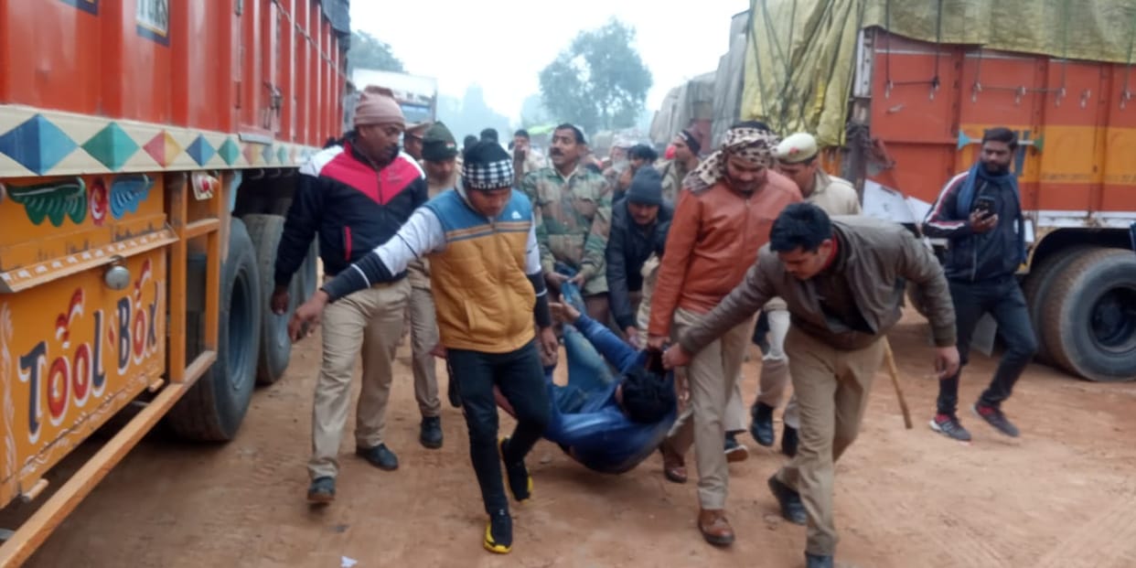 A crook arrested in an encounter trying to rob cash by bombing in Kaushambi