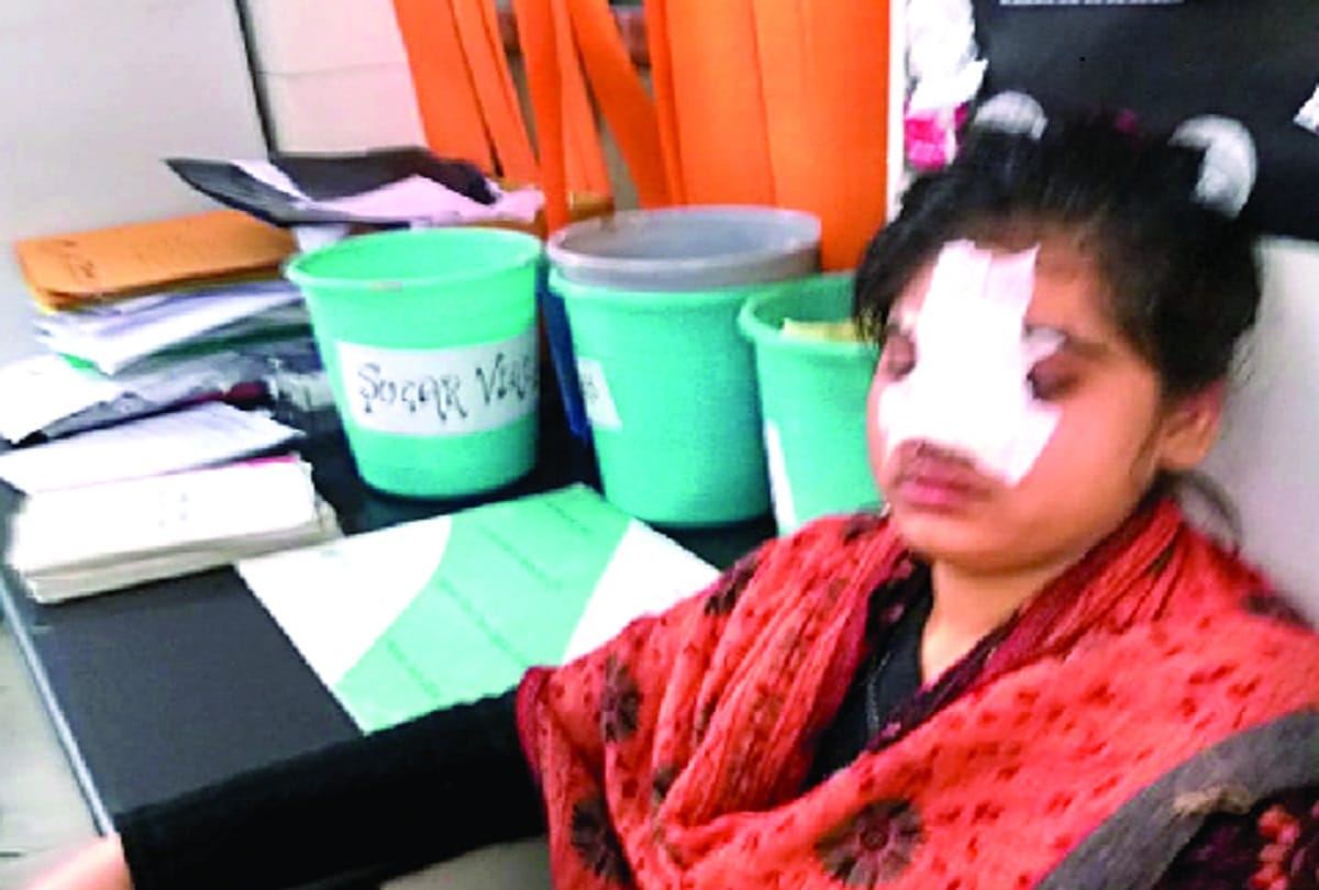 Unsuccessful hijackers beat woman and stab her nose in gurugram