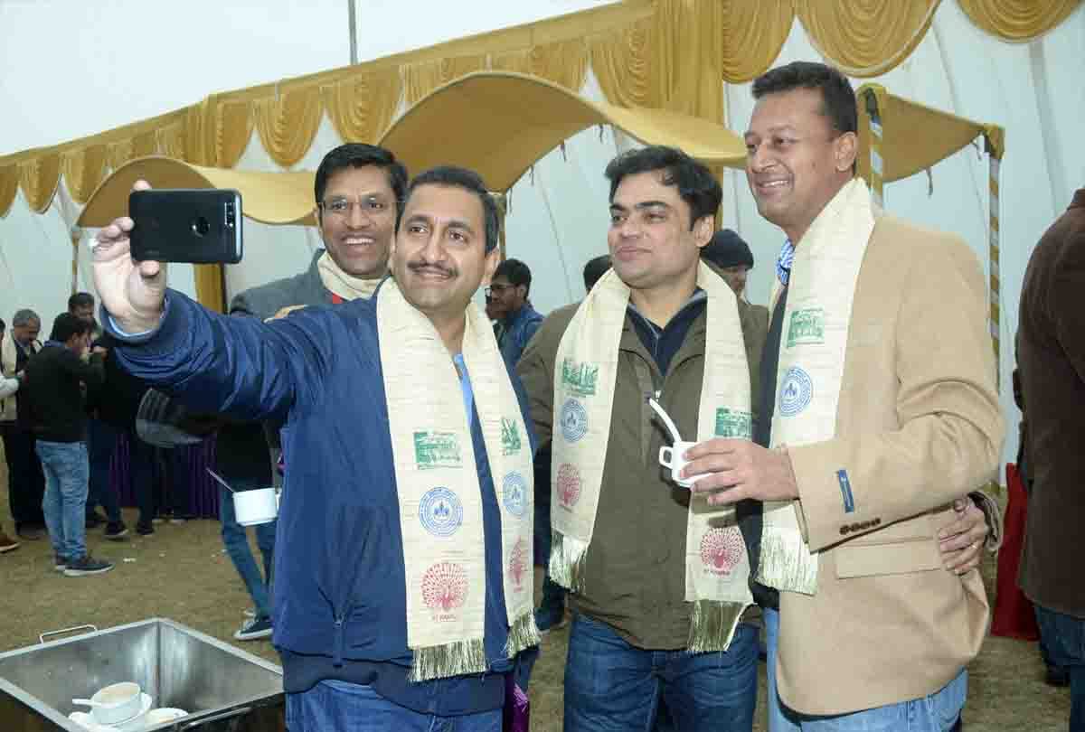 alumni iit students gave 1.7 crore to iit kanpur