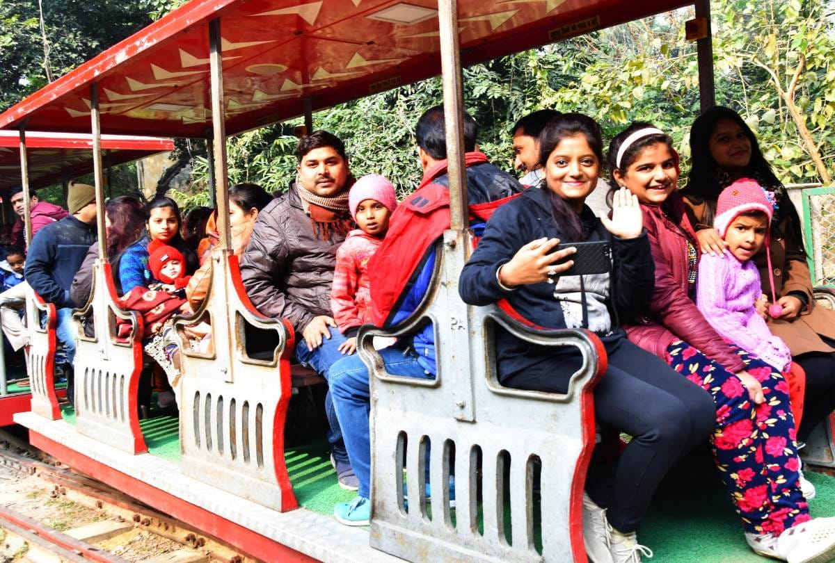 maximum temperature of day recorded 13.5 degrees