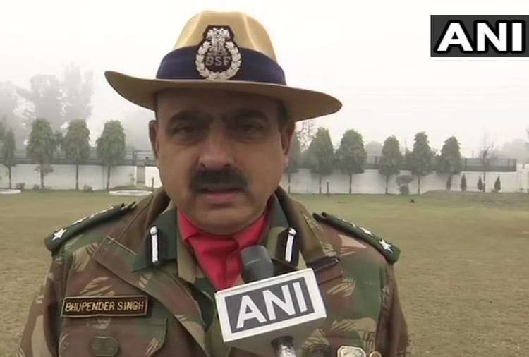 Punjab: Dense fog at Attari-Wagah border, BSF