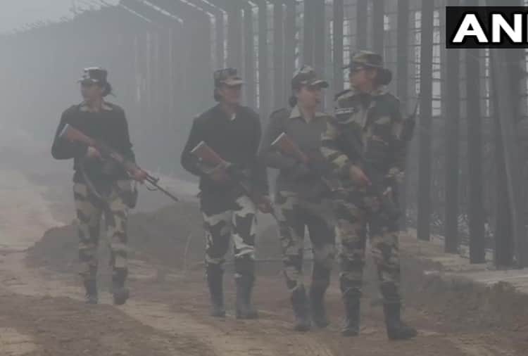 Punjab: Dense fog at Attari-Wagah border, BSF
