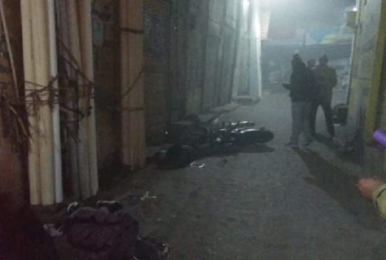 Two dead due to bike slip in Hisar of Haryana