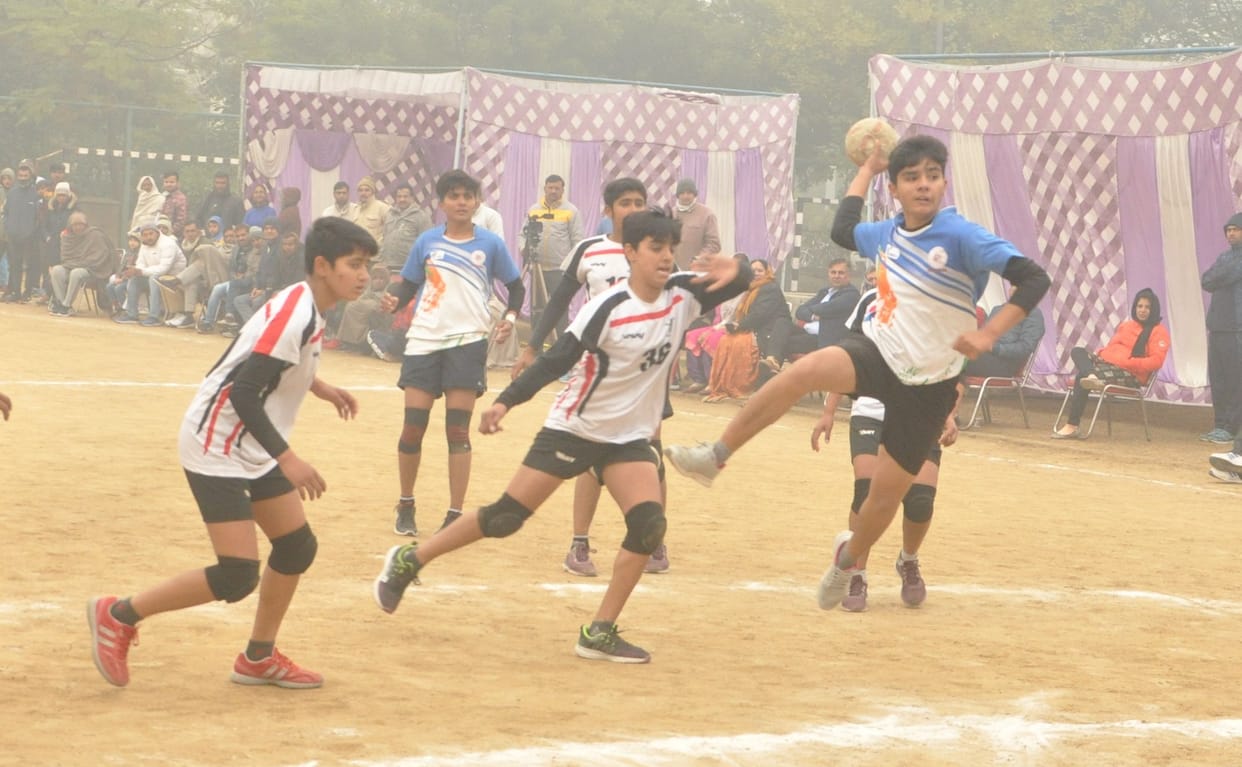 haryana win in national school handball compitition