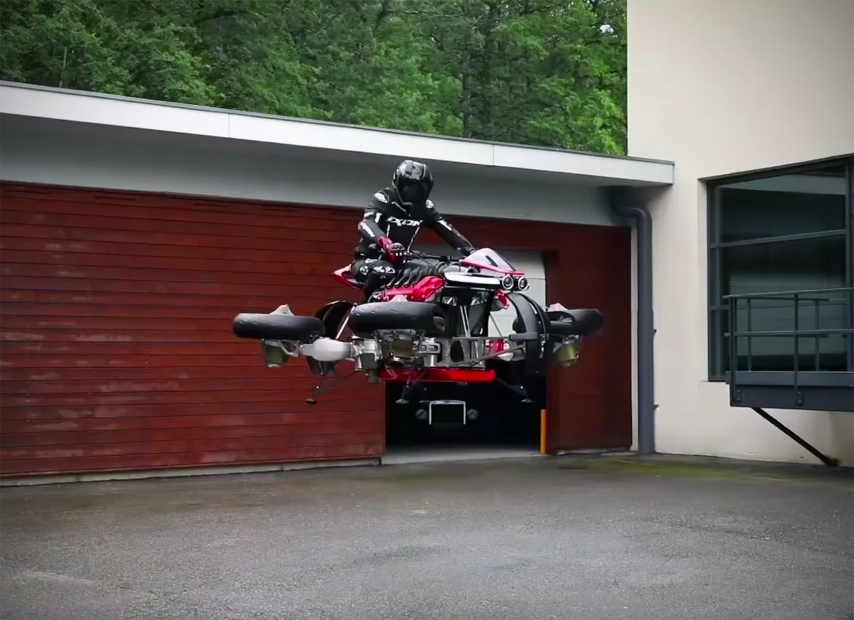 lazareth lmv 496 bike is flying motorcycle, at rs 3.5 crore costlier than Bentley Bentayga