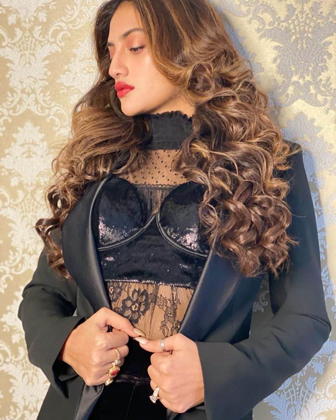 Nusrat Jahan shared her photo on social media