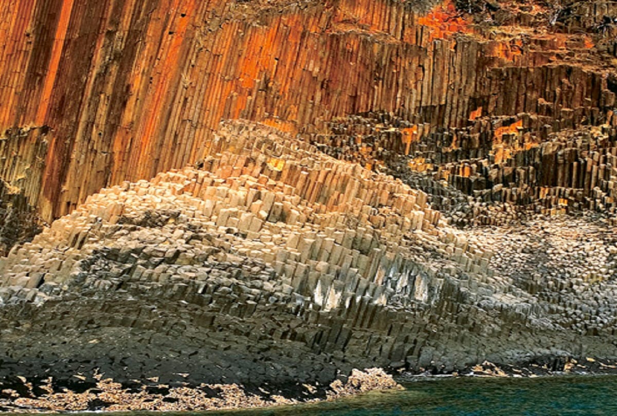 Mysterious Island organ pipes which known as precious diamond of the Indian Ocean