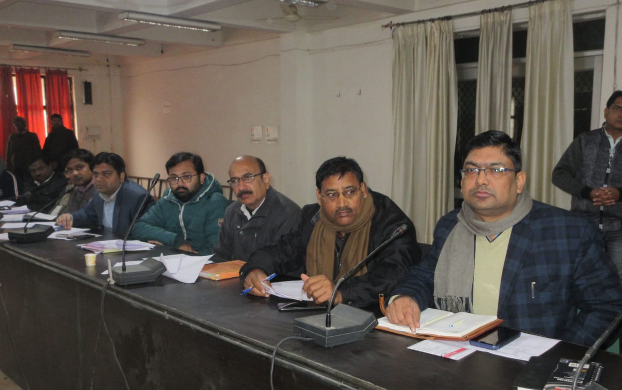 there will be no electricity problem in industral area of makhaupur