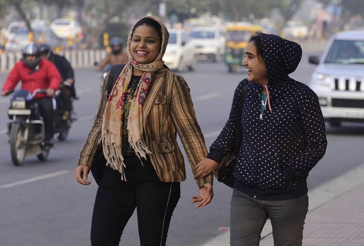 day's maximum temperature recorded 12.3 degrees Celsius