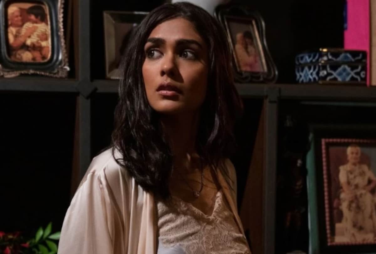 Ghost Stories review janhvi Kapoor sobhita dhulipala starrer