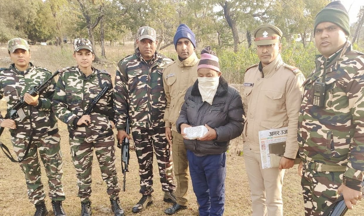 Smuggler caught with 750 grams of charas, case registered