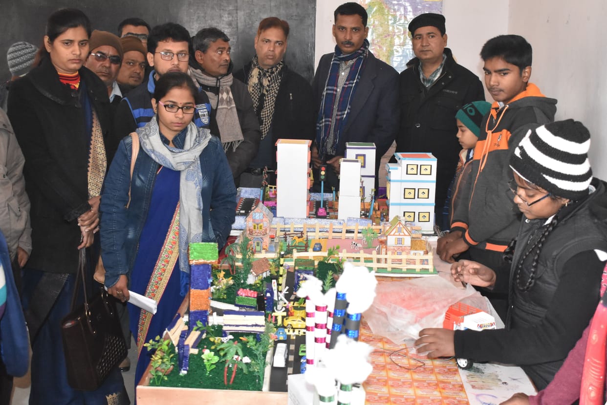 scientific model children gorakhpur