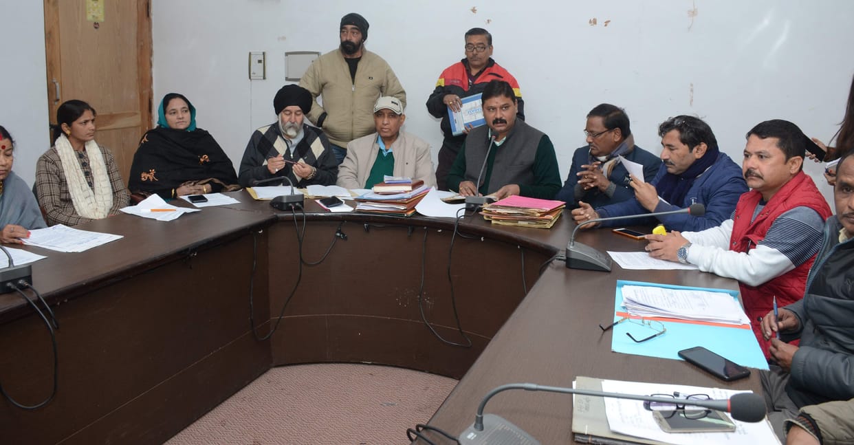 20 names get alloted against rules,pa also get sanctioned