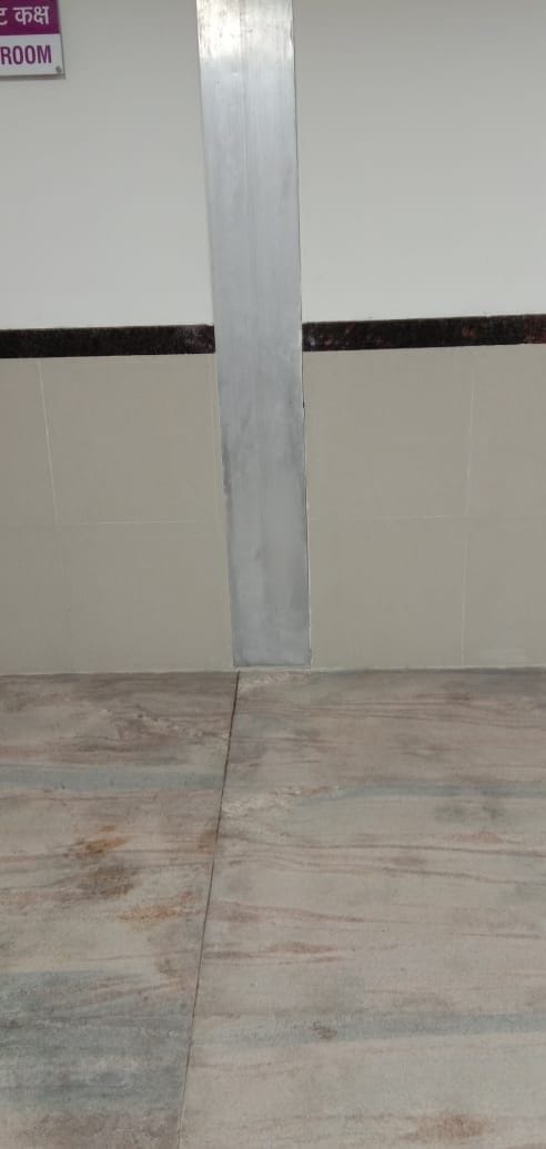 super speciality block fifth floor cracked