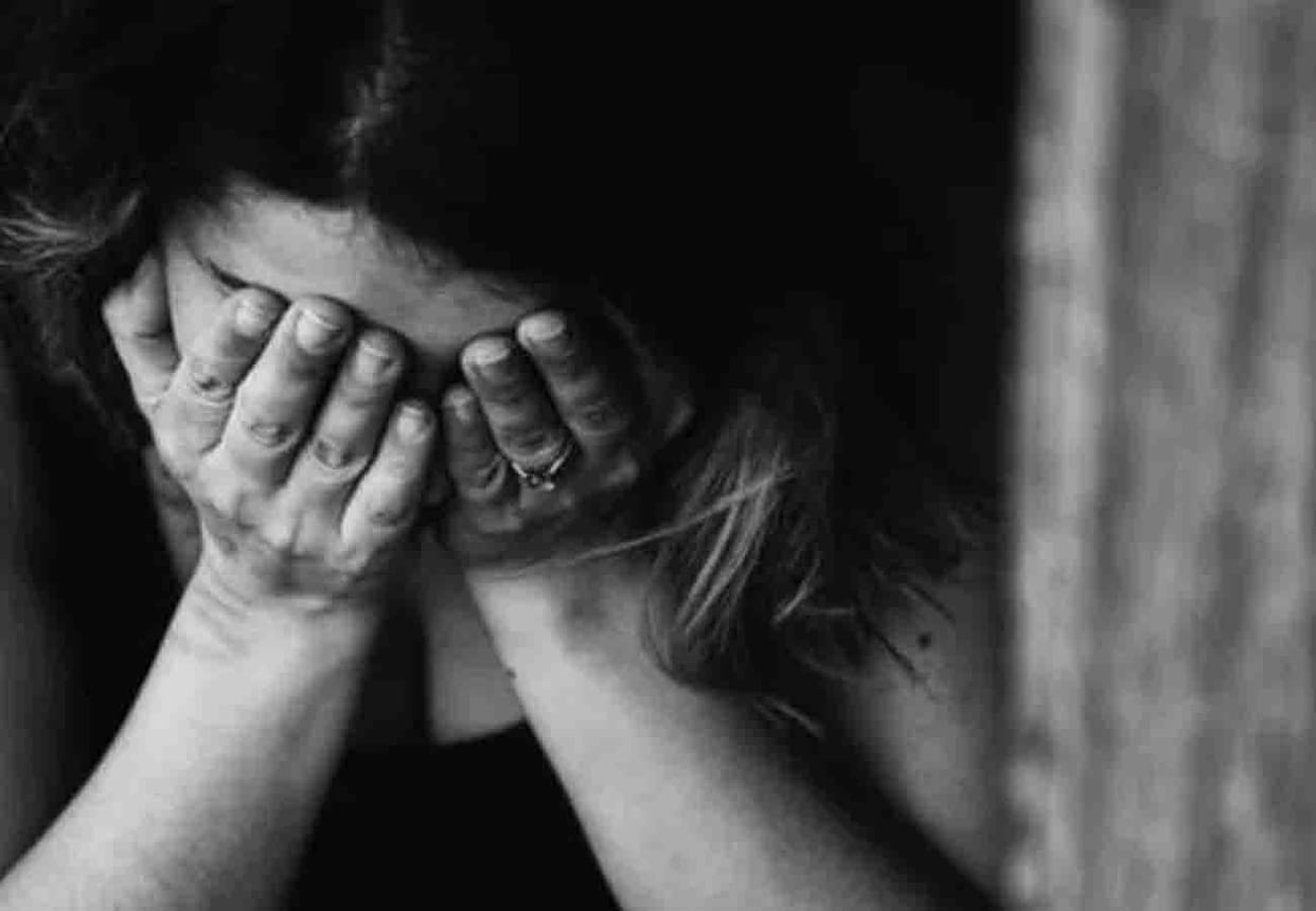 trying to misdeeds with a minor girl returning from coaching in kanpur