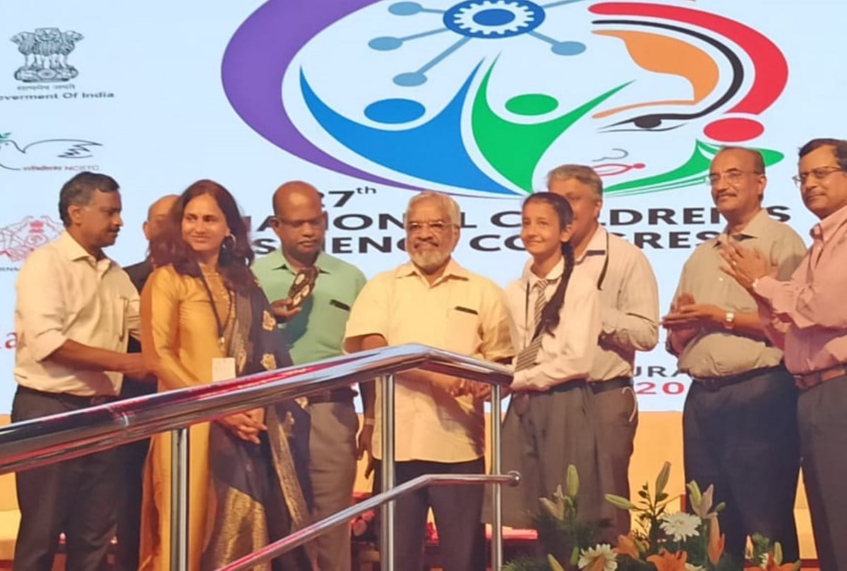Hamirpur Antra Sharma won country young child scientist award